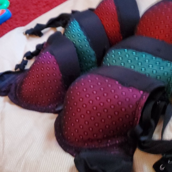3 different color bras, Purple, Green, Hot Red. - Picture 2 of 6